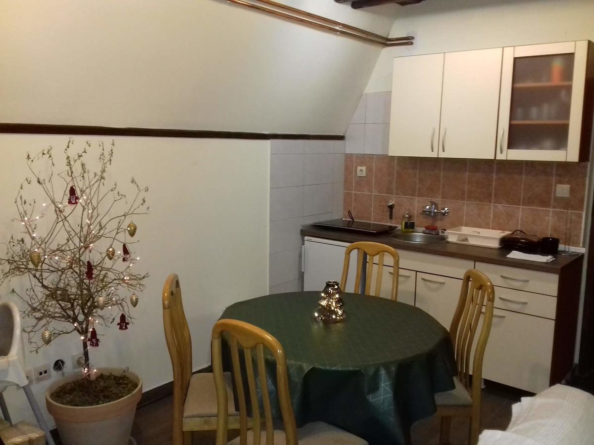 Viola I Detelina Apartments Перучац Екстер'єр фото