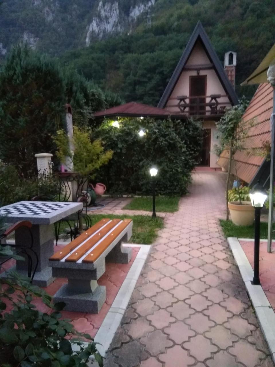 Viola I Detelina Apartments Перучац Екстер'єр фото